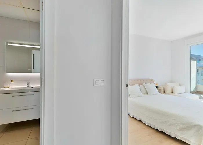 公寓 Modern With Rooftop Pool Nueva Andalucia *